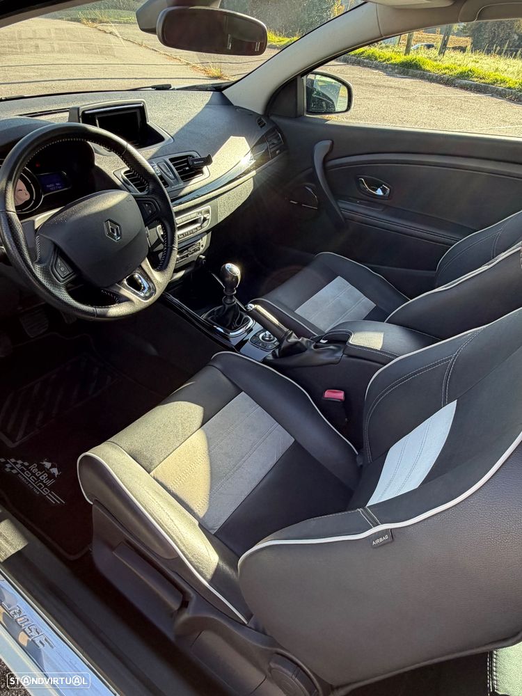 Renault Mégane Coupe 1.5 dCi Bose Edition SS - 11
