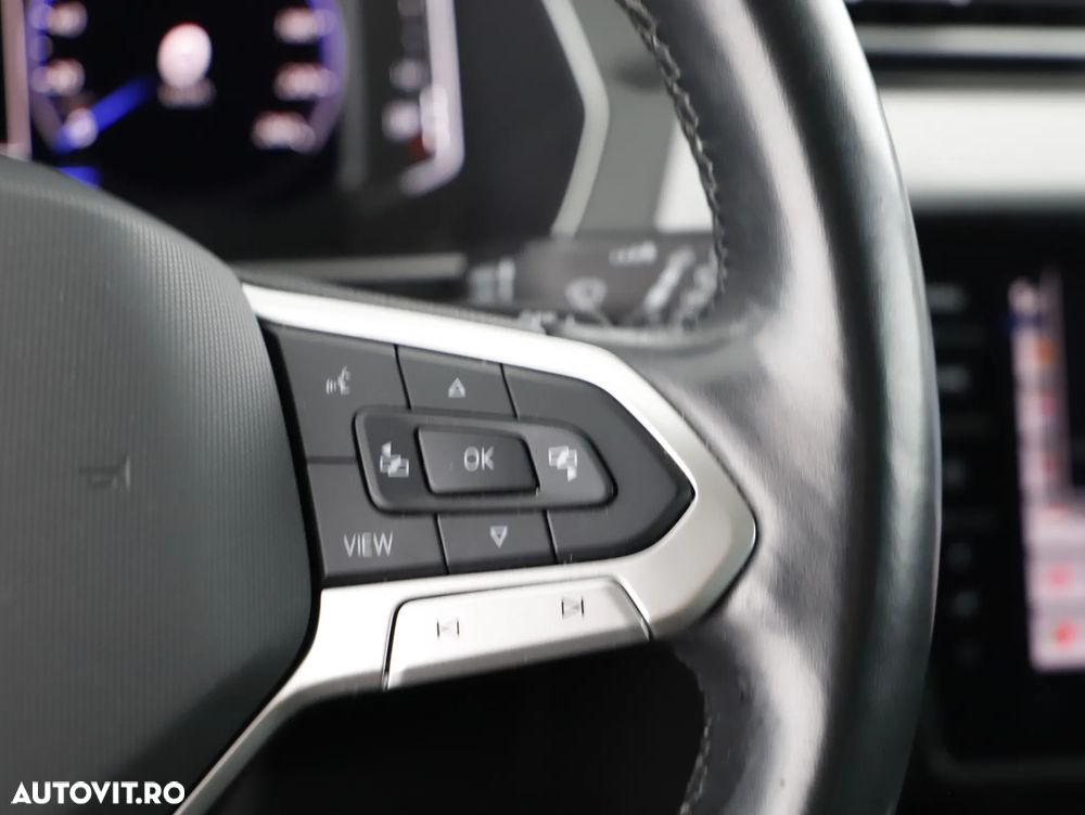 Volkswagen Passat Variant 2.0 TDI SCR DSG BlueMotion Comfortline - 16