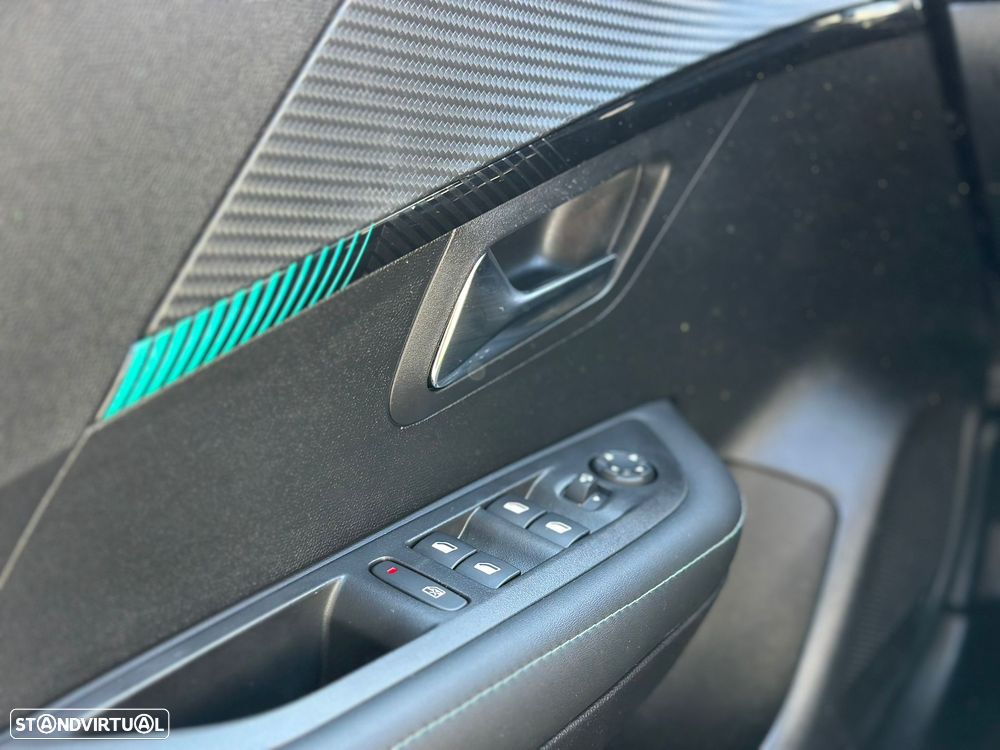 Peugeot 208 PureTech 100 EAT8 Allure Pack - 19