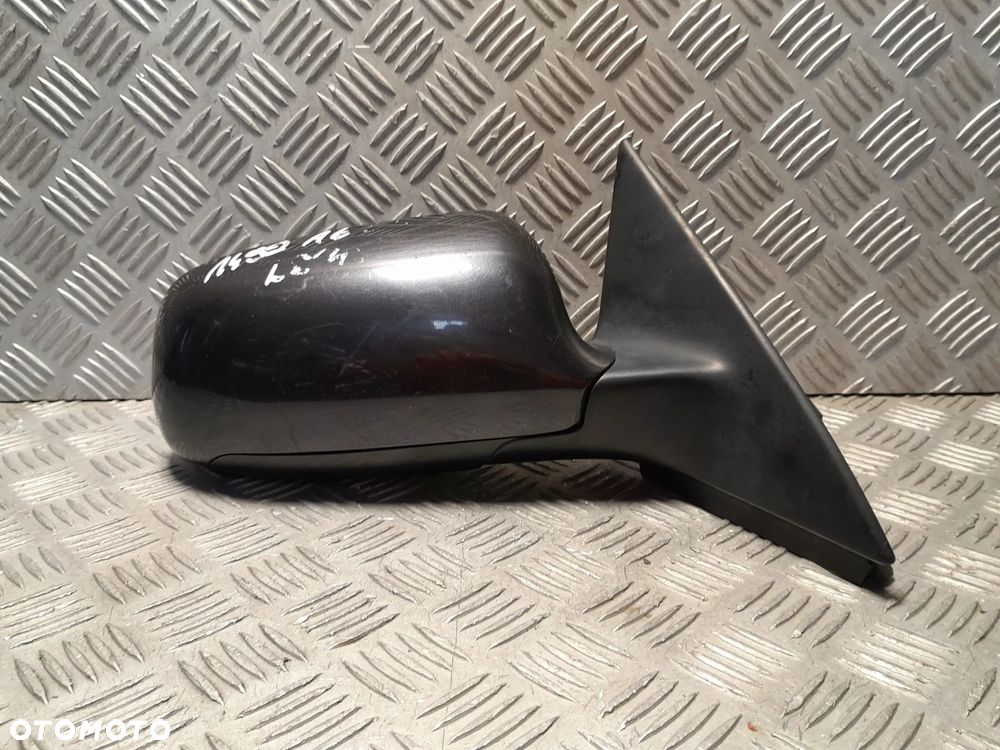 AUDI A6 C5 LUSTERKO PRAWE PRZEDNIE PRAWY PRZÓD KOLOR: LZ4V