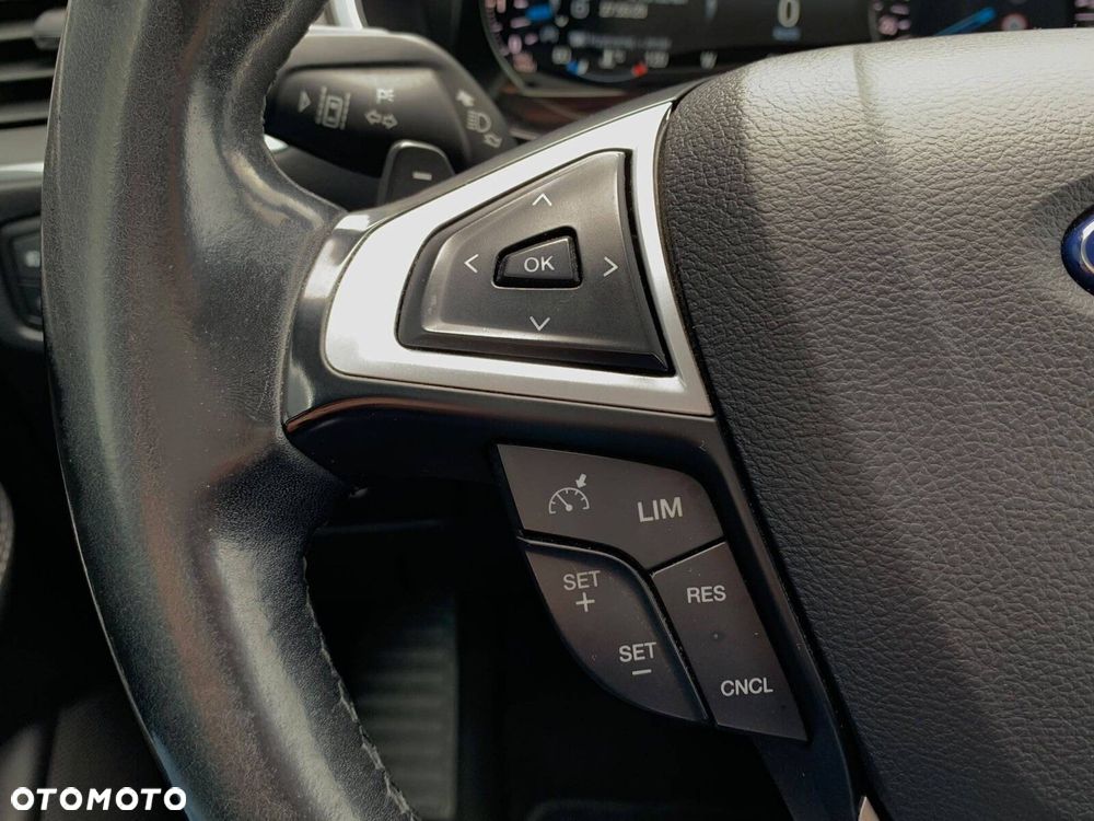 Ford S-Max 2.0 TDCi Titanium PowerShift - 23