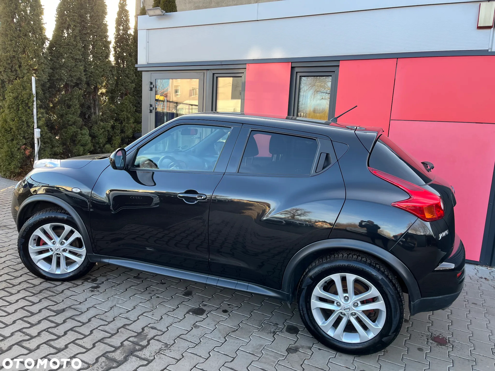 Nissan Juke 1.6 T Tekna 4x4 - 5