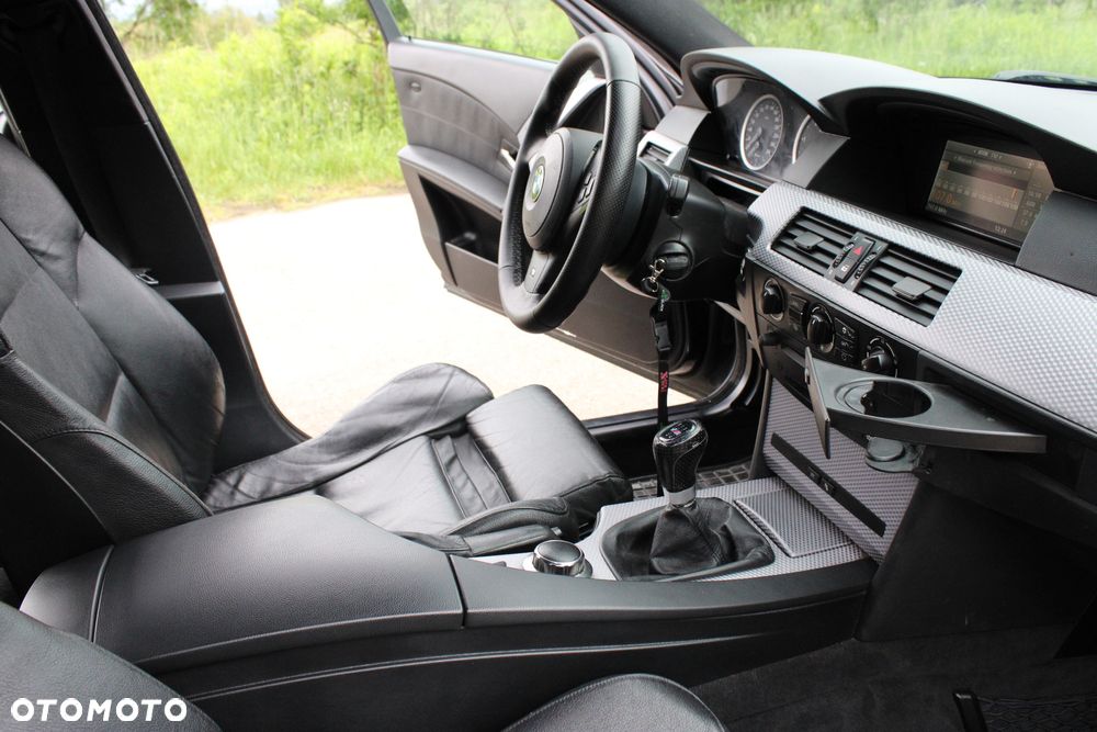 BMW Seria 5 520d - 7