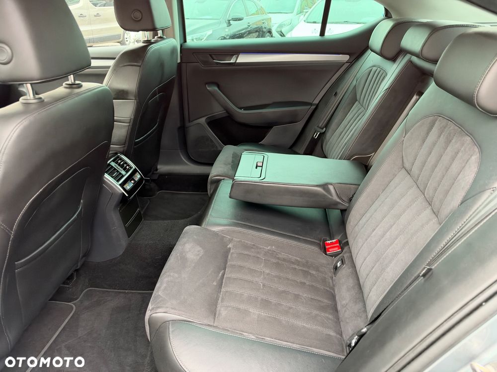 Skoda Superb 2.0 TDI DSG L&K - 21