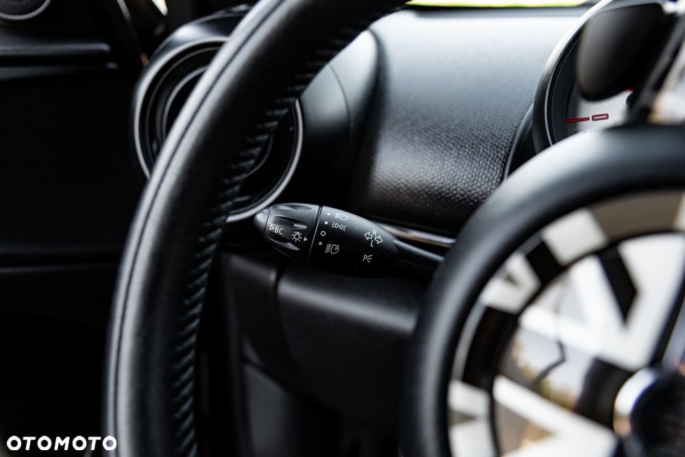 MINI Paceman Cooper SD All4 - 30
