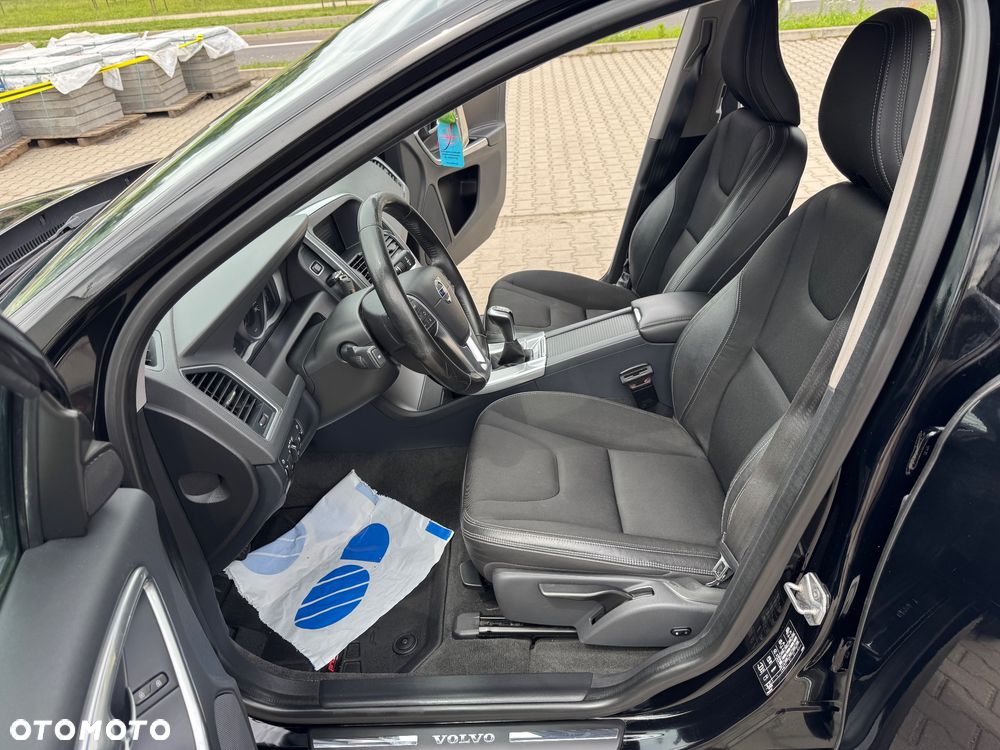 Volvo XC 60 D4 Drive-E Momentum - 21