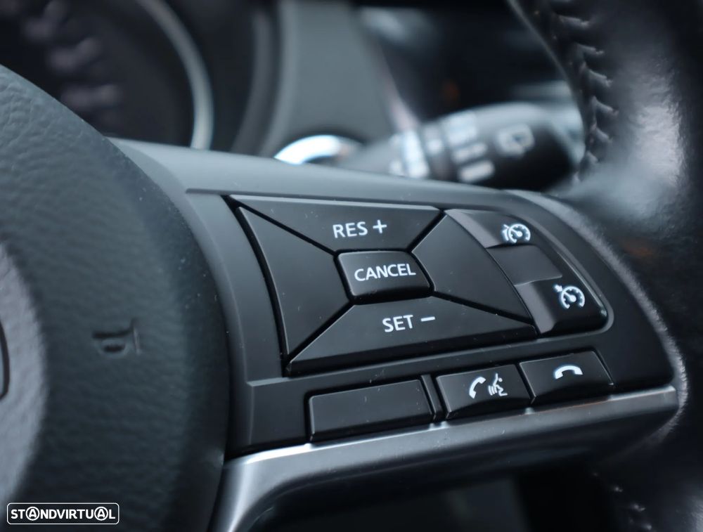 Nissan Qashqai 1.5 dCi N-Connecta - 39