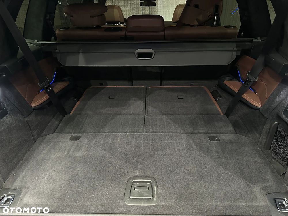 BMW X7 - 11