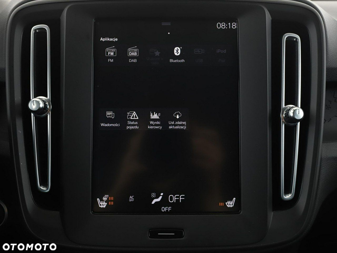 Volvo XC 40 T2 Momentum Core - 25