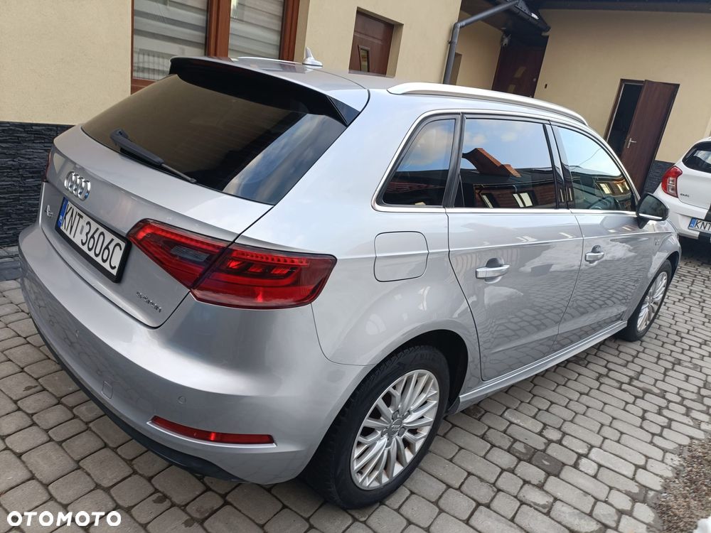Audi A3 Sportback - 12