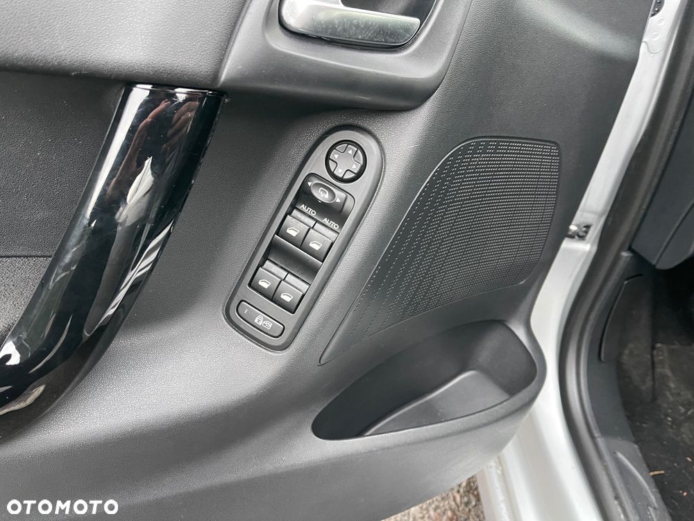 Citroën C3 Pure Tech (VTi) 82 Exclusive - 10