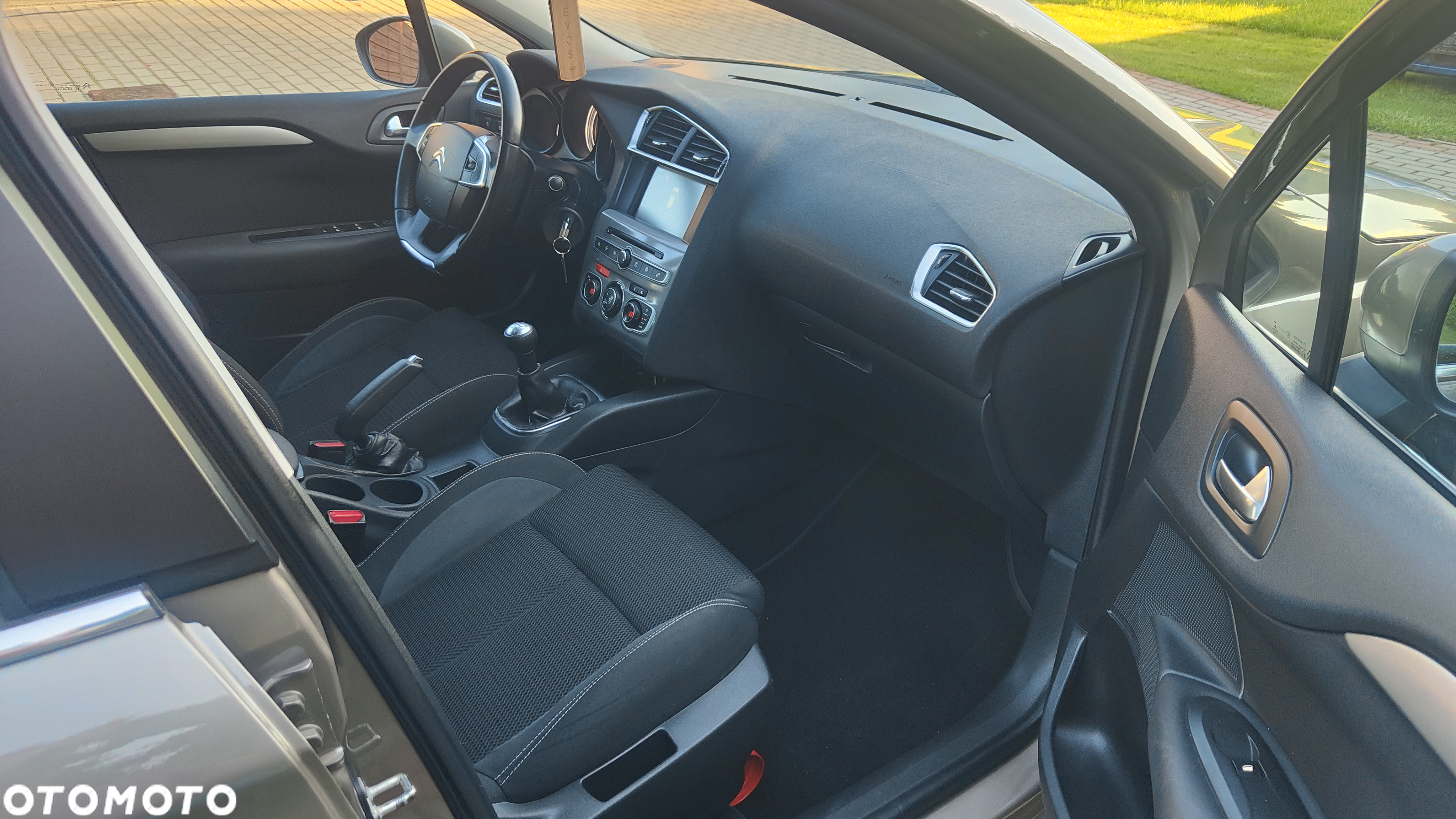 Citroën C4 - 13