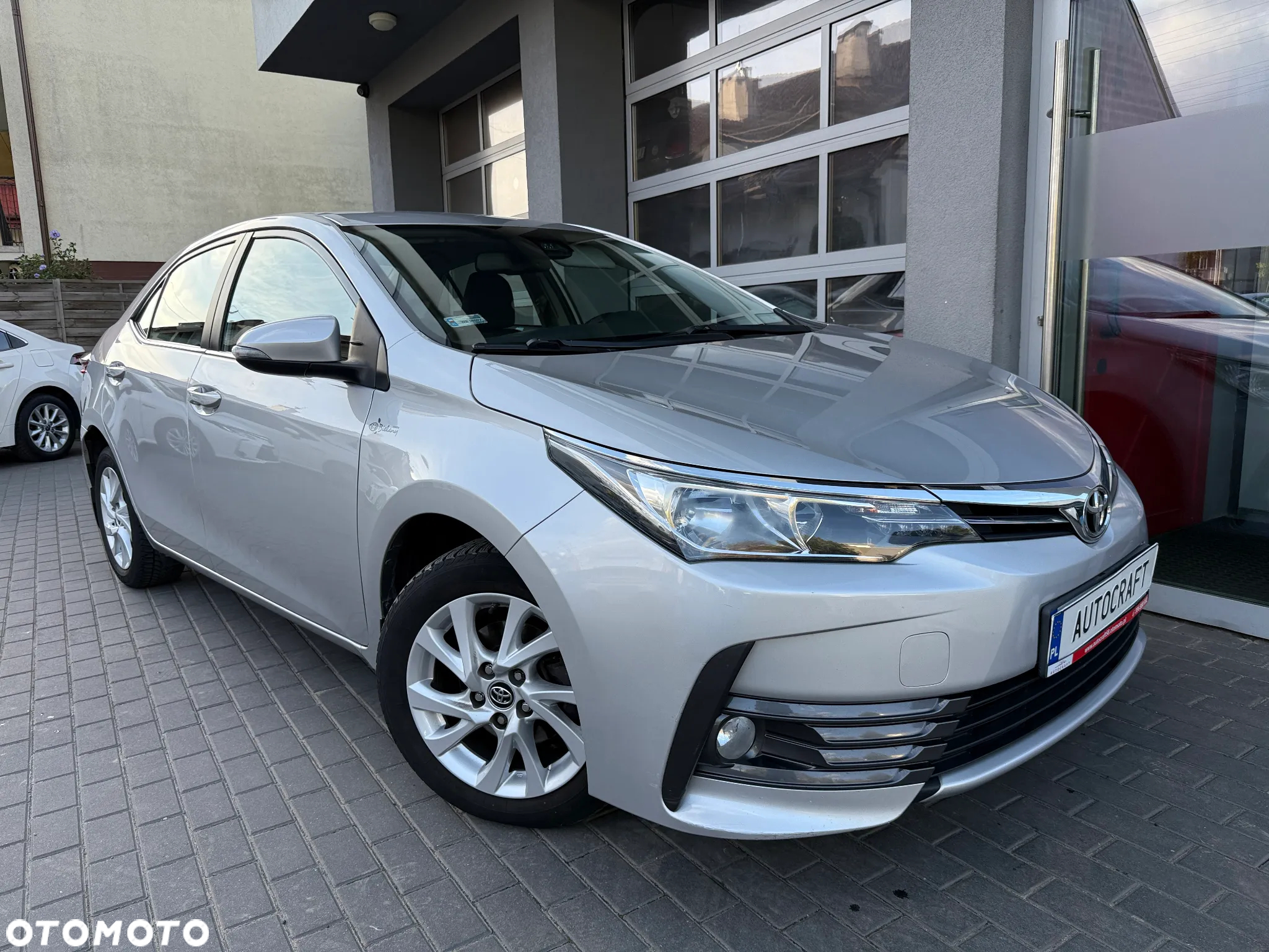 Toyota Corolla 1.6 Classic Plus - 18