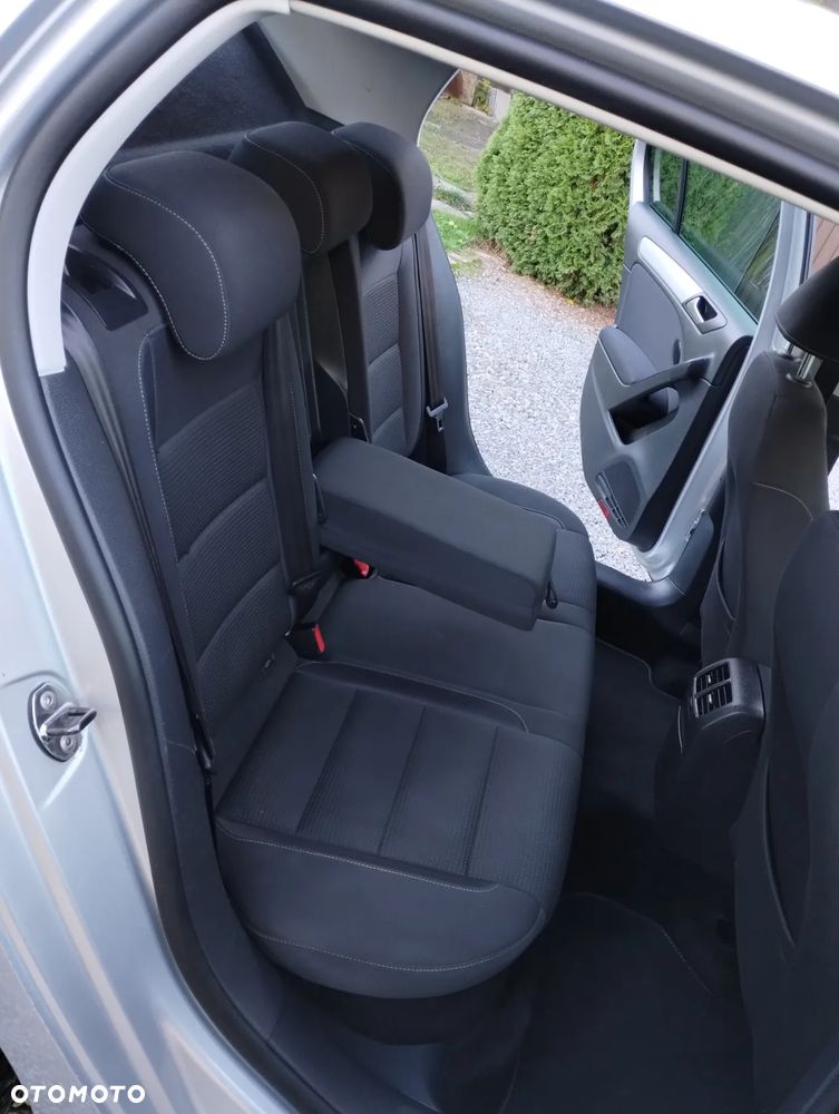 Volkswagen Golf 1.6 TDI DPF Comfortline - 30