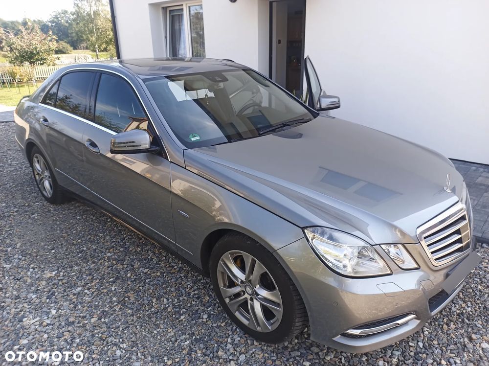 Mercedes-Benz Klasa E 350 CDI 4-Matic BlueEff - 1