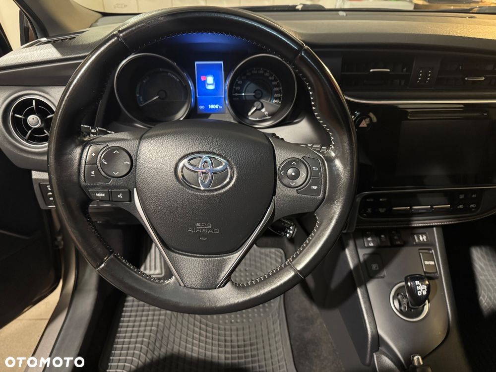 Toyota Auris 1.8 HSD Luna - 7