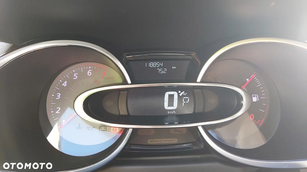 Renault Clio - 7