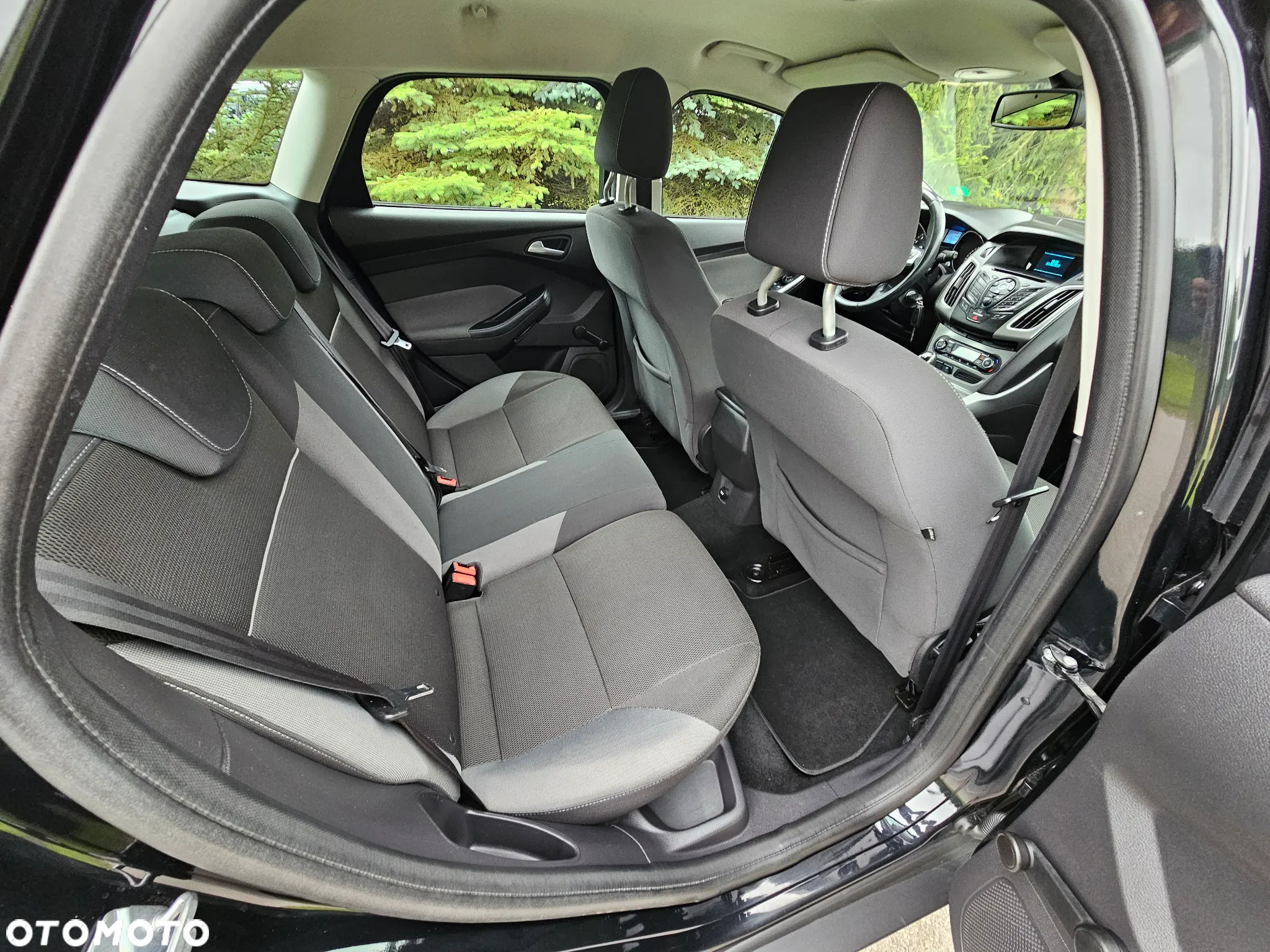 Ford Focus 1.6 Edition - 14