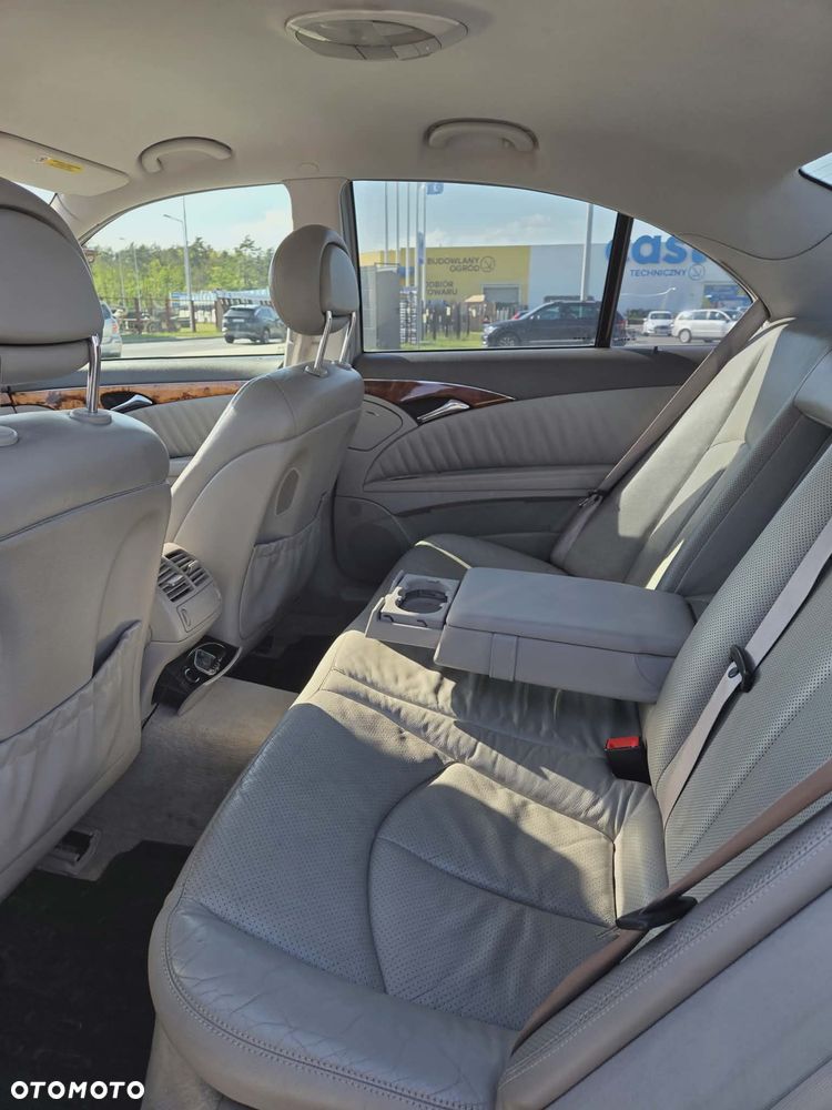 Mercedes-Benz Klasa E 320 Elegance - 3