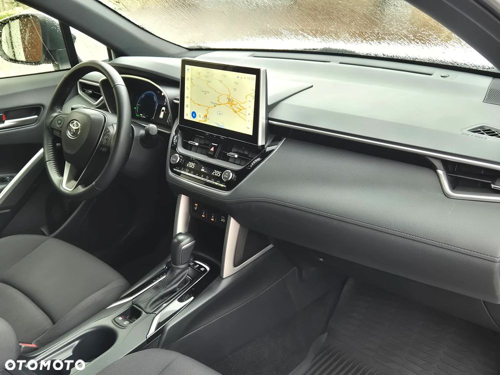 Toyota Corolla Cross - 15