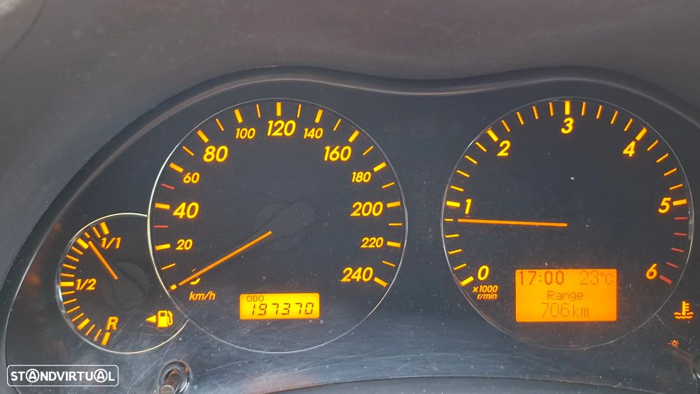 Toyota Avensis SW 2.0 D-4D - 10