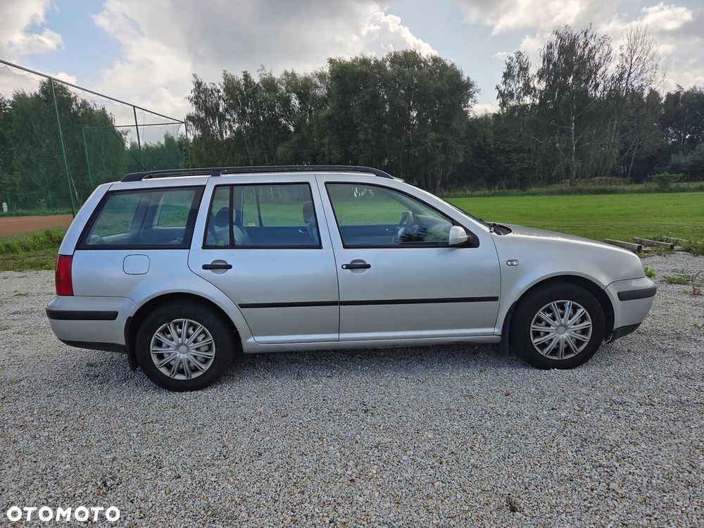 Volkswagen Golf Variant - 3