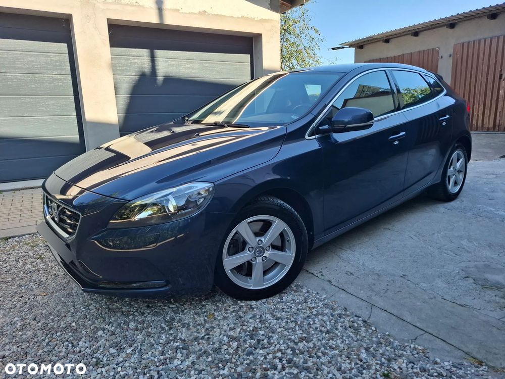 Volvo V40 D4 Momentum - 15