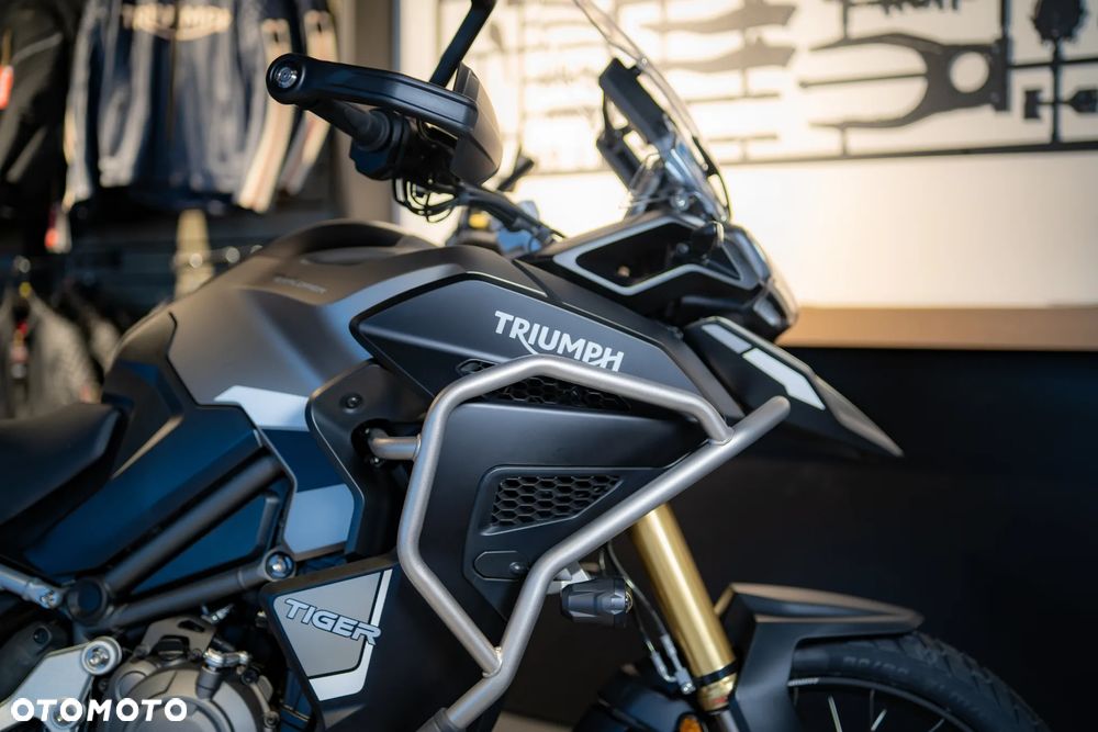 Triumph Tiger - 9