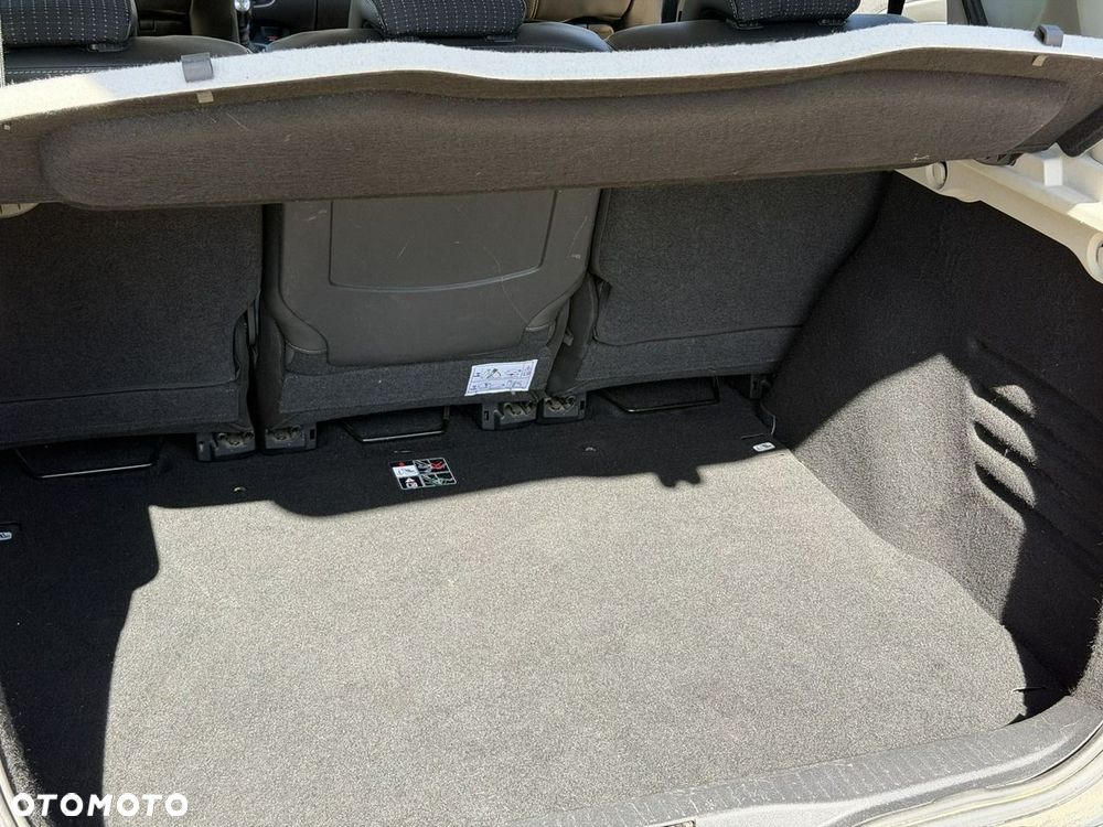 Renault Scenic - 21