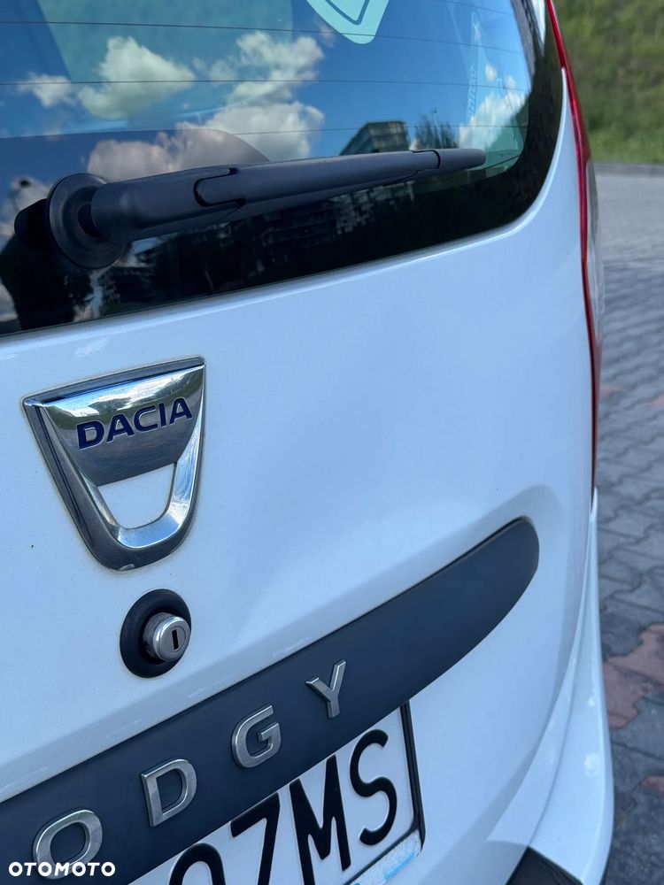 Dacia Lodgy 1.6 Laureate - 6