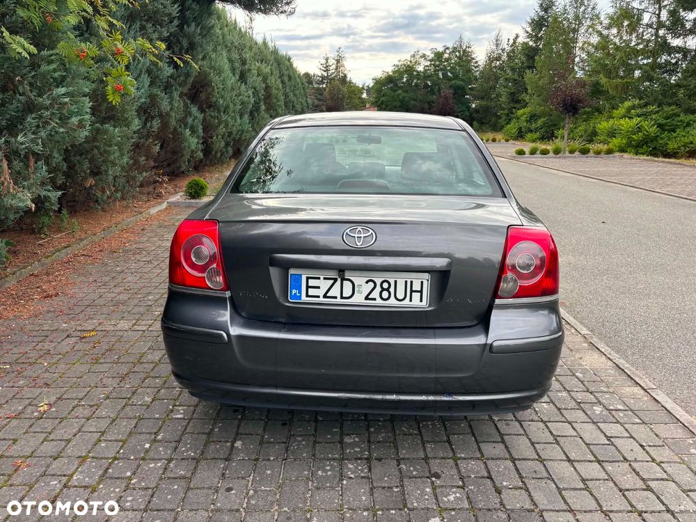 Toyota Avensis 1.8 VVT-i Terra - 7