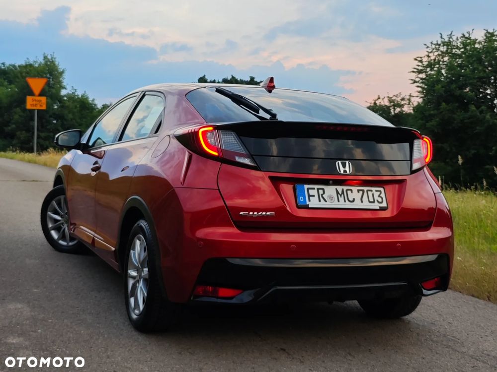 Honda Civic 1.4 i-VTEC Sport - 12