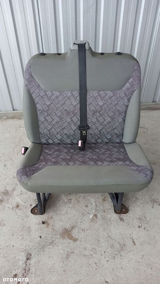 fotel kanapa ławka trafic vivaro primastar - 1