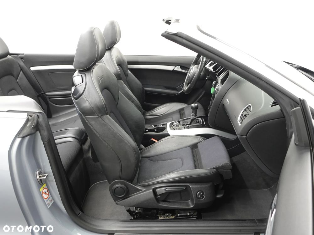 Audi A5 Cabrio - 24