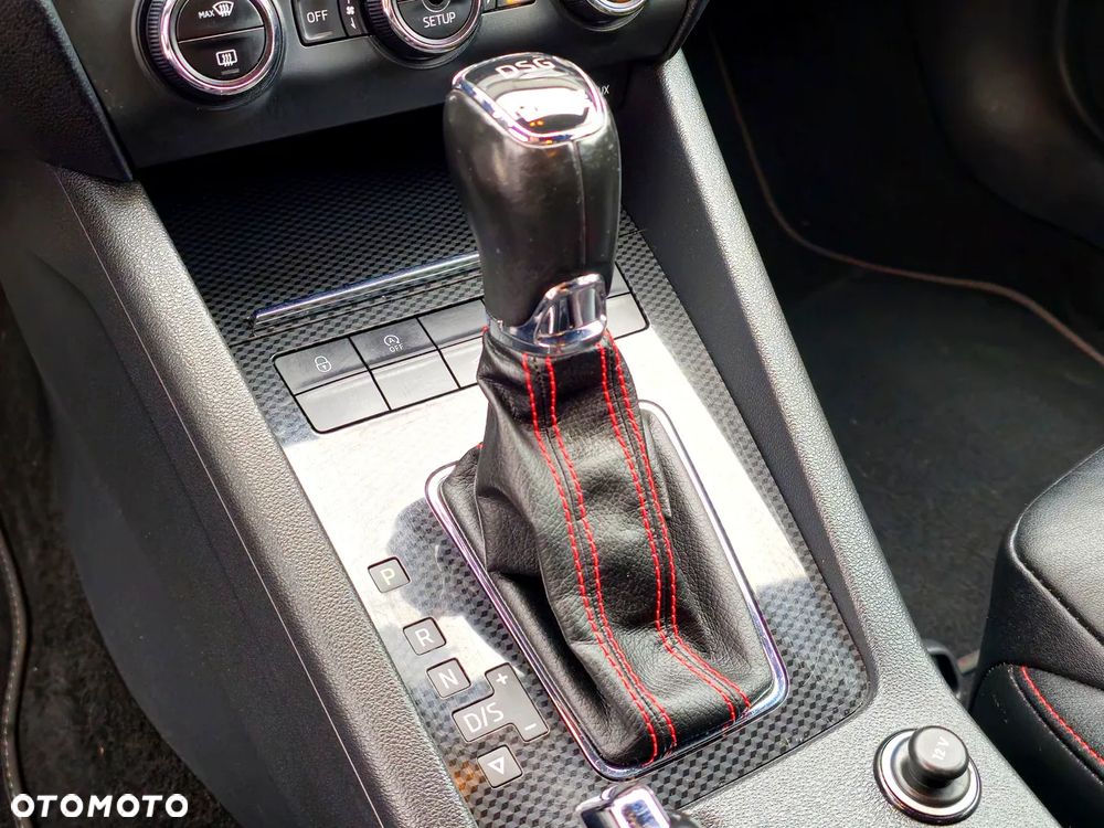 Skoda Octavia 2.0 TDI RS DSG - 15