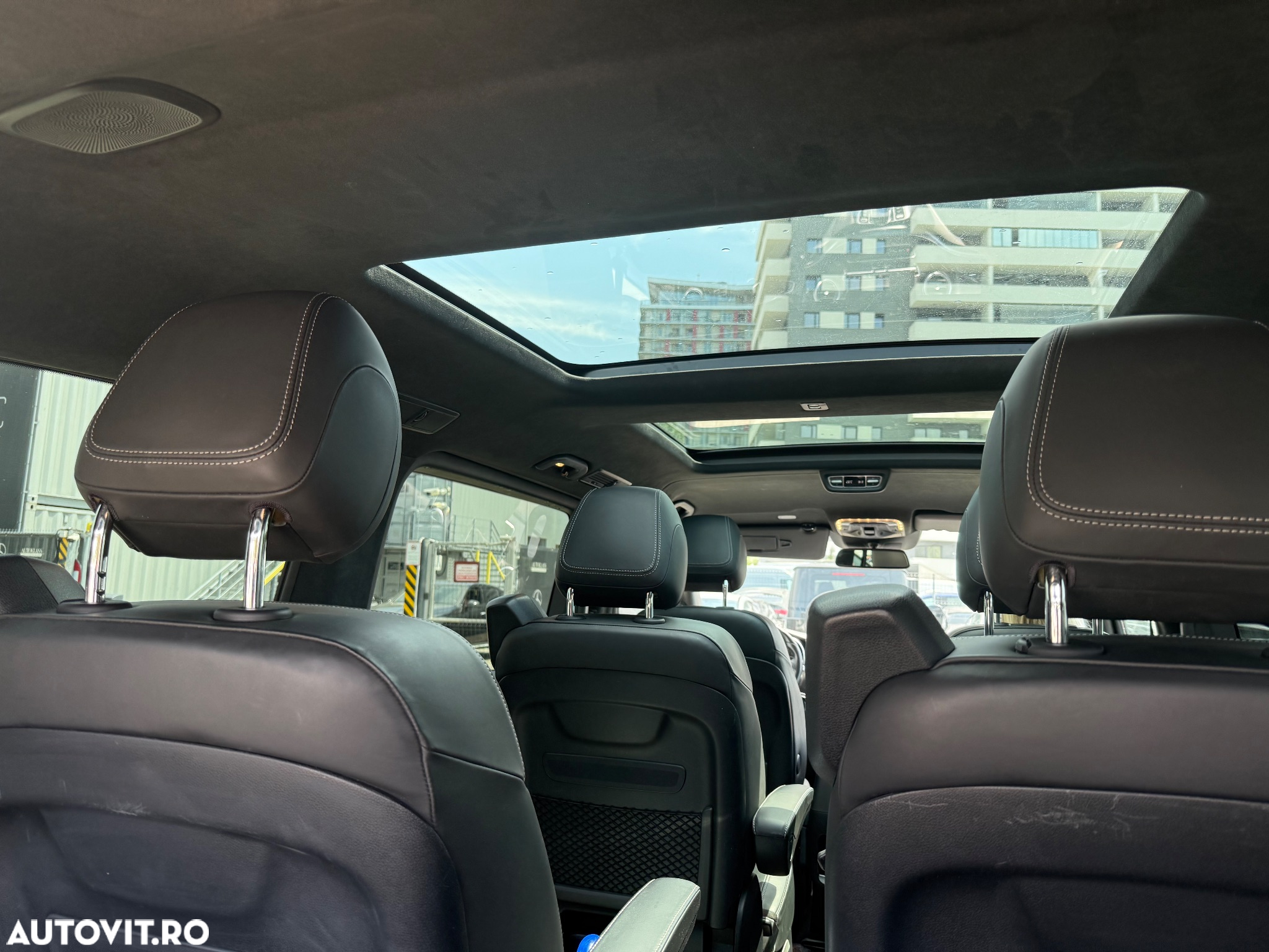 Mercedes-Benz V 250 d lang 4Matic 7G-TRONIC Exclusive Edition - 32
