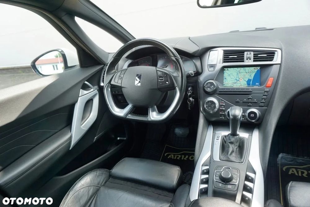 Citroën DS5 BlueHDi 180 SoChic - 25