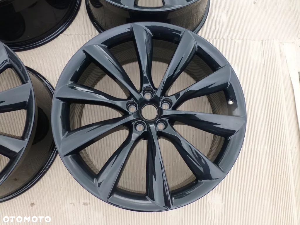 Tesla X 22'' Oryginalne, Czarny połysk - 6