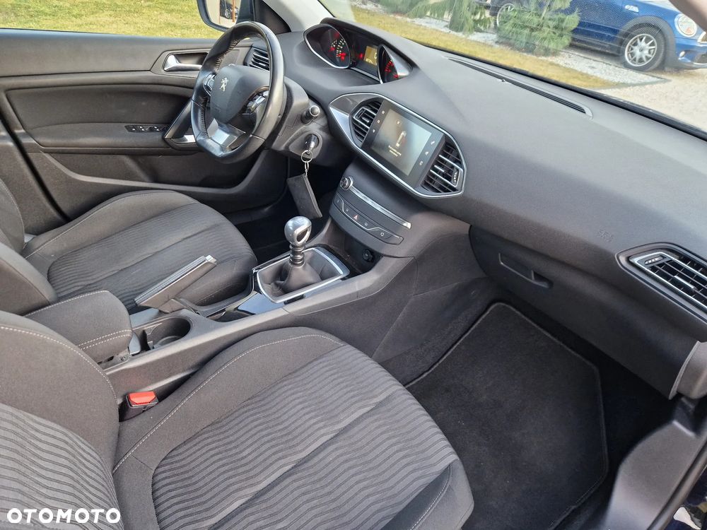 Peugeot 308 125 THP Active - 5