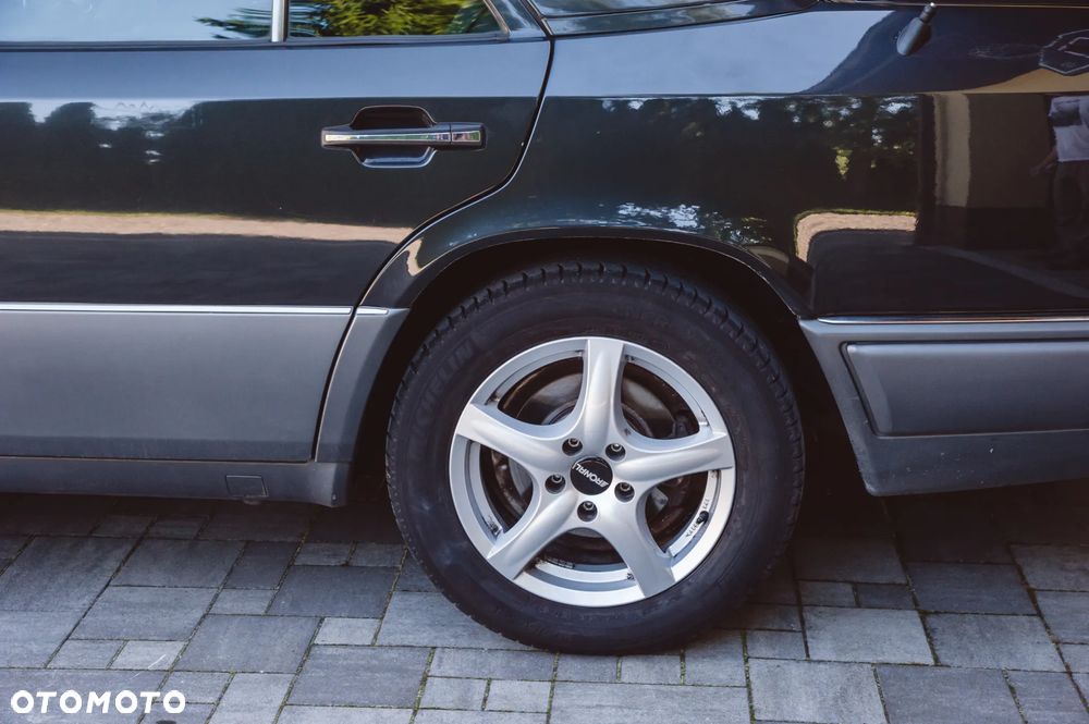 Mercedes-Benz Klasa E - 10