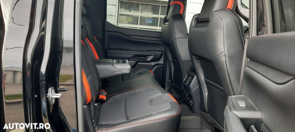 Ford Raptor - 13