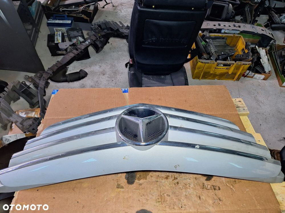 mercedes B-klasa w245 w169 GRILL  A1698800783 - 4