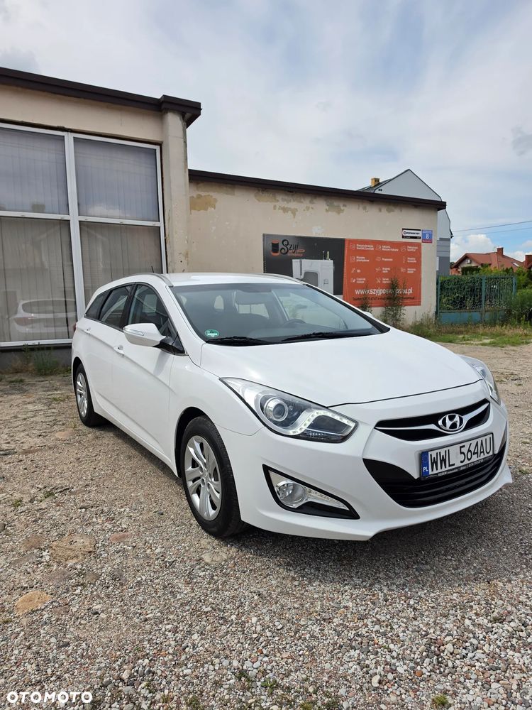 Hyundai i40 Kombi blue 1.6 Classic - 4