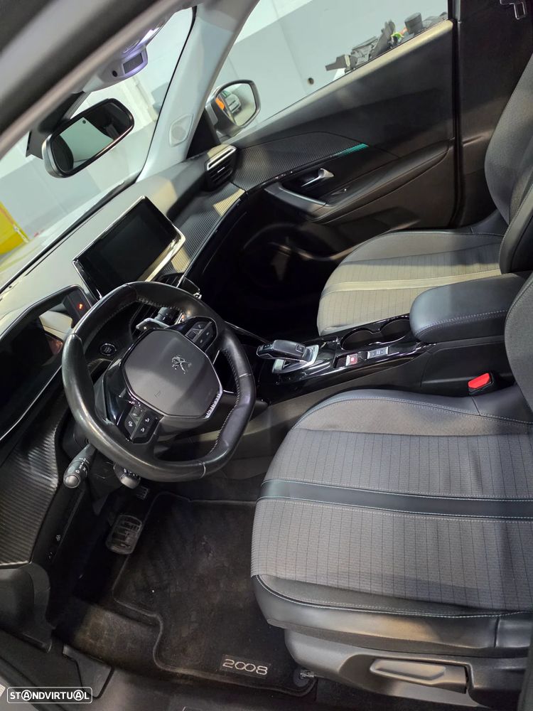 Peugeot 2008 PureTech 130 EAT8 Allure - 10