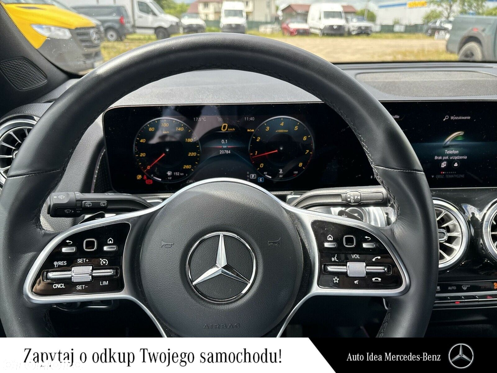 Mercedes-Benz GLB 200 Progressive 7G-DCT - 17