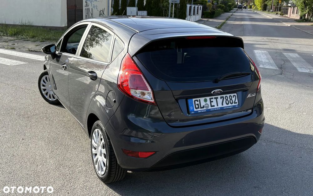 Ford Fiesta 1.25 Titanium EU5 - 6