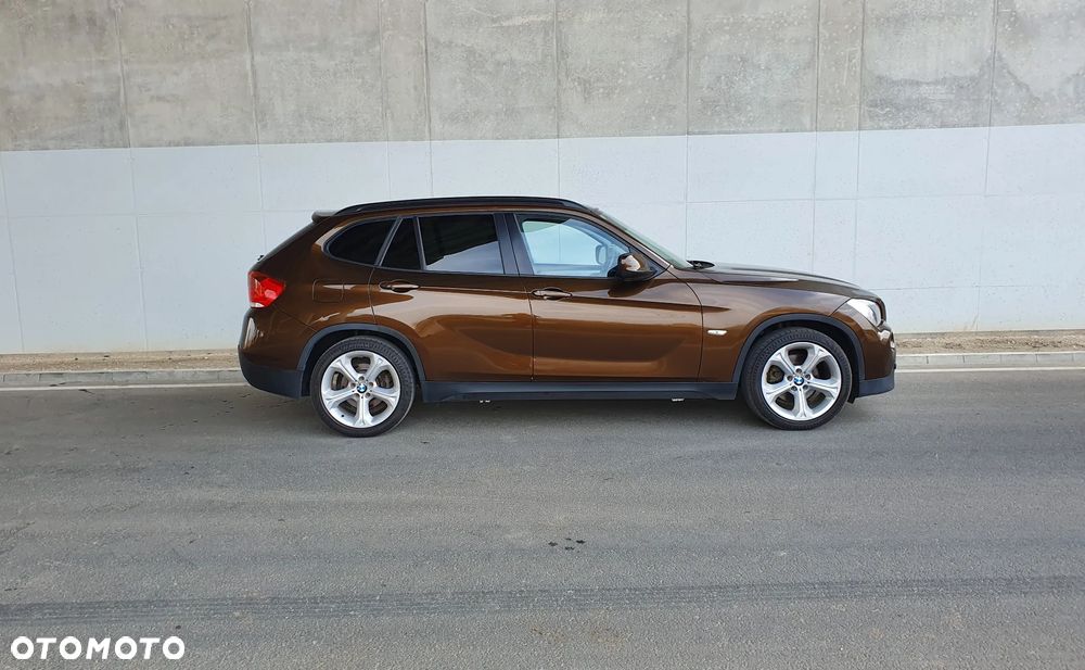 BMW X1 xDrive20d - 8