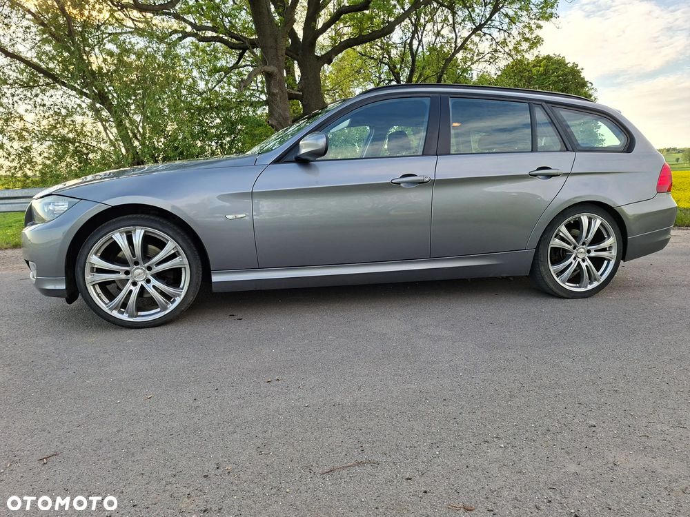 BMW Seria 3 320d DPF Edition Sport - 9