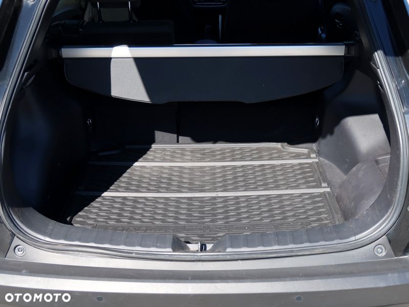 Toyota Corolla Cross 2.0 Hybrid Comfort - 27