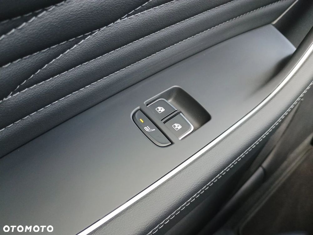 Hongqi HS5 - 26